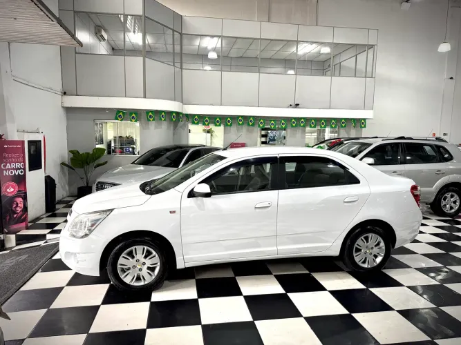 Chevrolet Cobalt LT 1.4 8V Flexpower/econoflex 4P 2012
