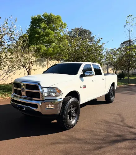 Ram 2500 Laramie 6.7 TDI CD 4X4 Diesel 2012