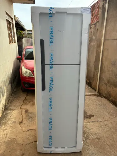 Geladeira consul 377 litros inverter na caixa