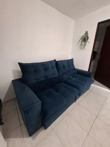 SOFÁ RETRÁTIL (PARA SAIR RÁPIDO) RECLINÁVEL 4 - 6 LUGARES VELUDO EM ÓTIMAS CONDIÇÕES