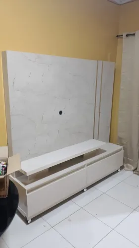 Painel de tv com rack 75 polegadas
