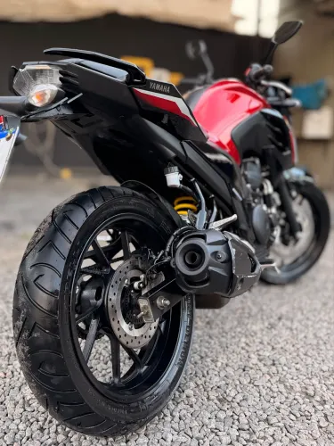 FZ25 2024