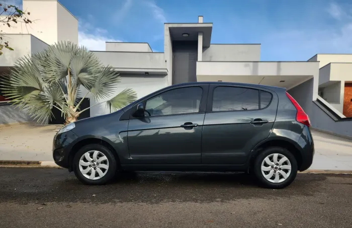 Fiat Palio Attra./italia 1.4 EVO F.flex 8V 5P 2014