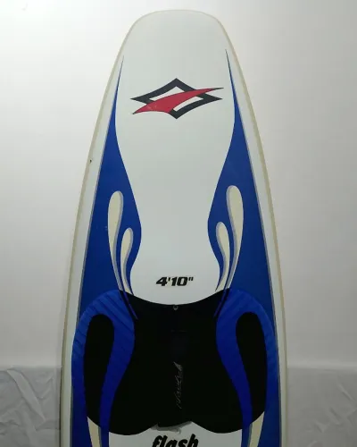 Prancha de Kitesurf Naish Flash 4'10" (Sky Pirate TT Directional)