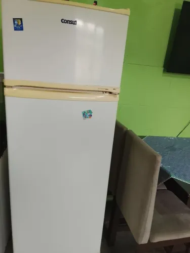 Geladeira pra peça 