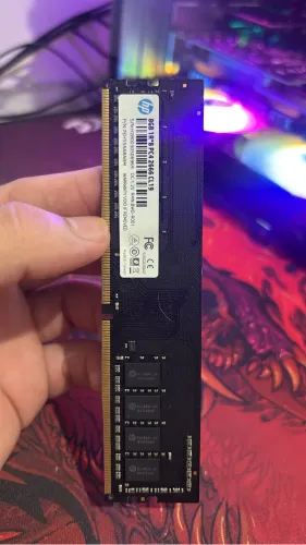 MEMÓRIA RAM 8gb DDR4 Semi nova