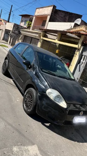 Fiat Punto Attractive 1.4 Fire Flex 8V 5P 2012