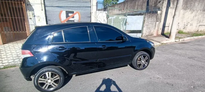 Chevrolet Agile LTZ Wi-fi 1.4 8V Flexpower 5P 2012