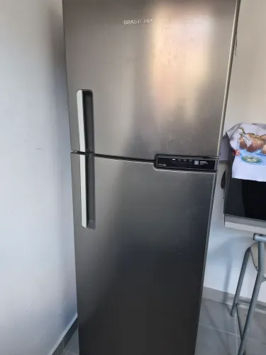 Geladeira semi nova motivo mudança