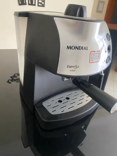 Máquina de Café Espresso Mondial Coffee Cream 15 Bar - Inox / Preto