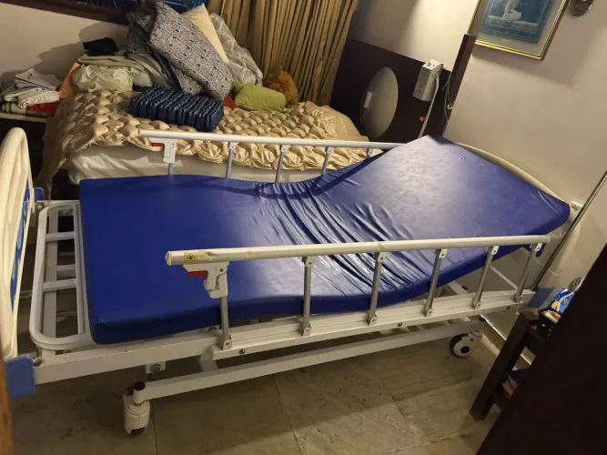 Cama hospitalar Manuel semi nova