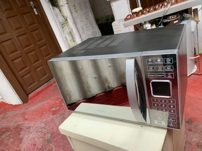Microondas Philco 25 litros espelhado funcionando perfeitamente 