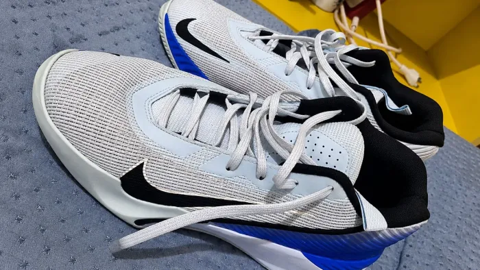 Nike Air Zoom GT Jump Academy - Tênis de Vôlei com Ótimo Amortecimento