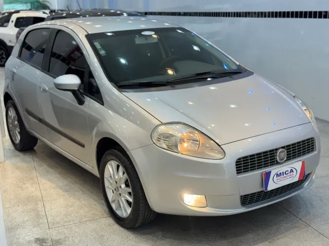 Fiat Punto Essence 1.6 Flex 16V 5P 2012