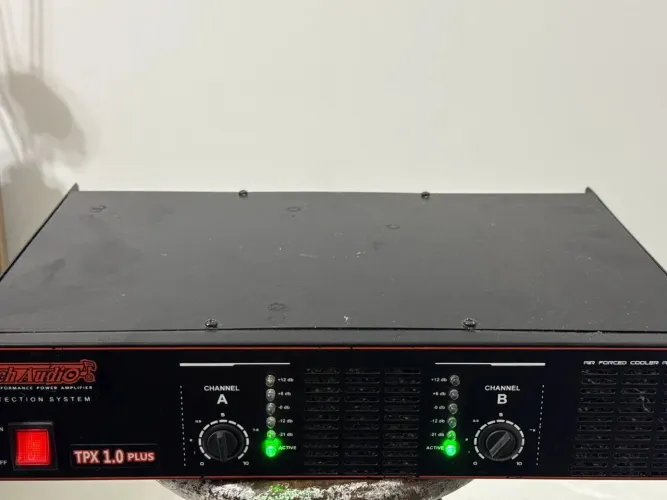 Amplificador potencia TechAudio TPX 1.0 Plus em perfeito estado!!