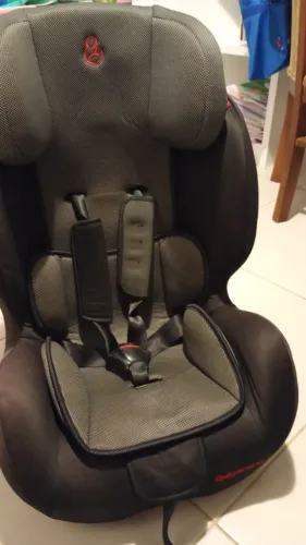 Cadeirinha Galzerano 200 reais