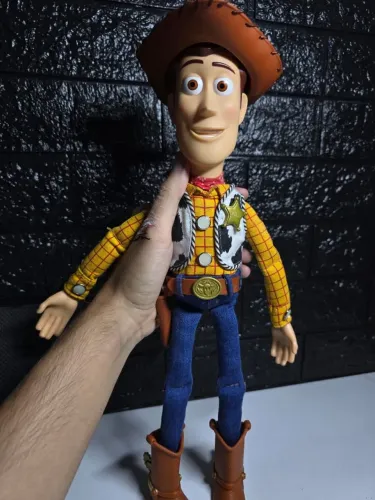 Woody toy story signature collection