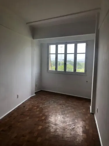 Imóvel para aluguel possui 36 metros quadrados com 1 quarto em Glória - Rio de Janeiro - R