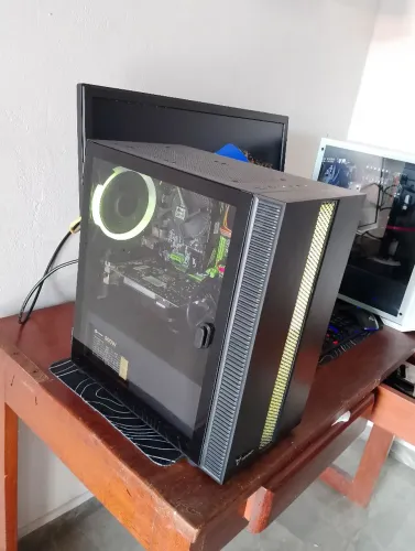 PC gamer Xeon + GT 730 + 16gb Ram + SSD 256gb + fonte 500w 80 plus 