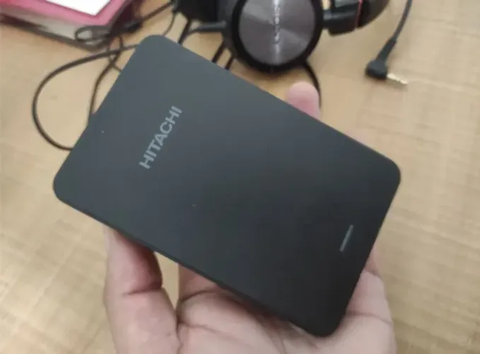 HD externo Hitachi de 1tb