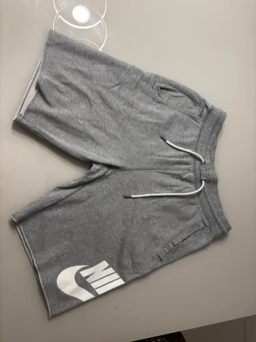 Bermuda moletom Nike
