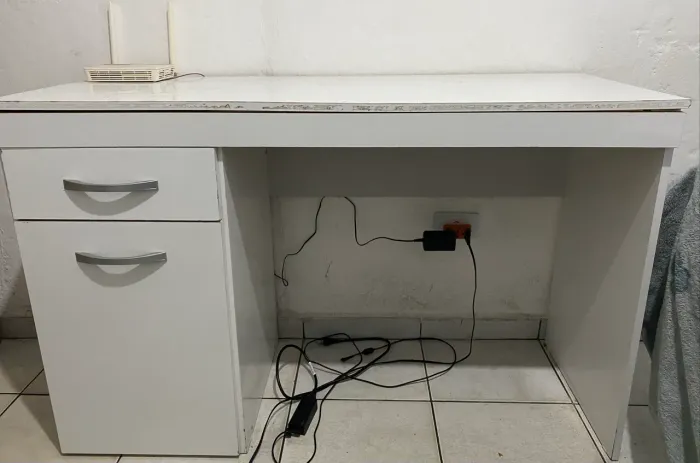 Vende- se 