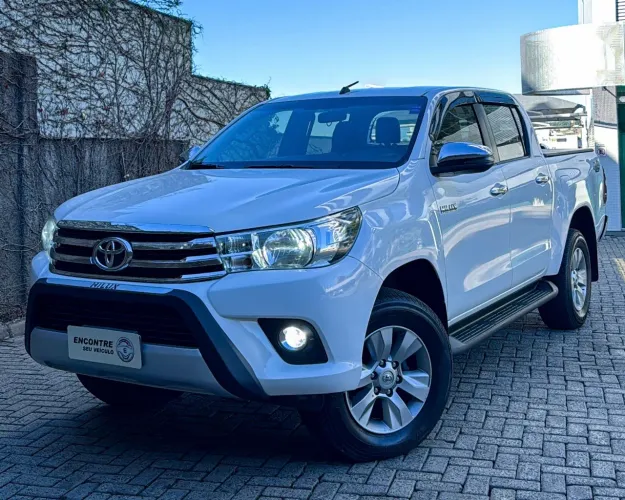 Toyota Hilux CD SRV 4X4 2.8 TDI Diesel Aut. 2018