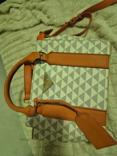 Bolsa Renner conservada