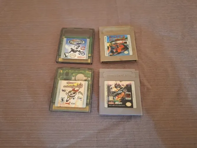 4 cartuchos game boy originais e funcionando