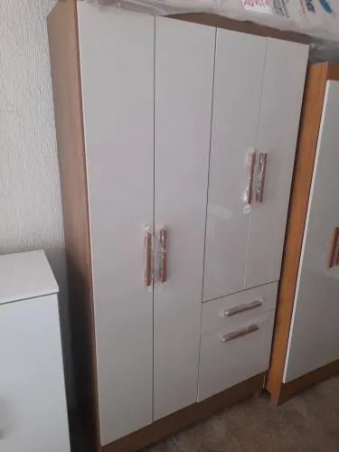 Guarda-roupa De Solteiro Roupeiro NOVO