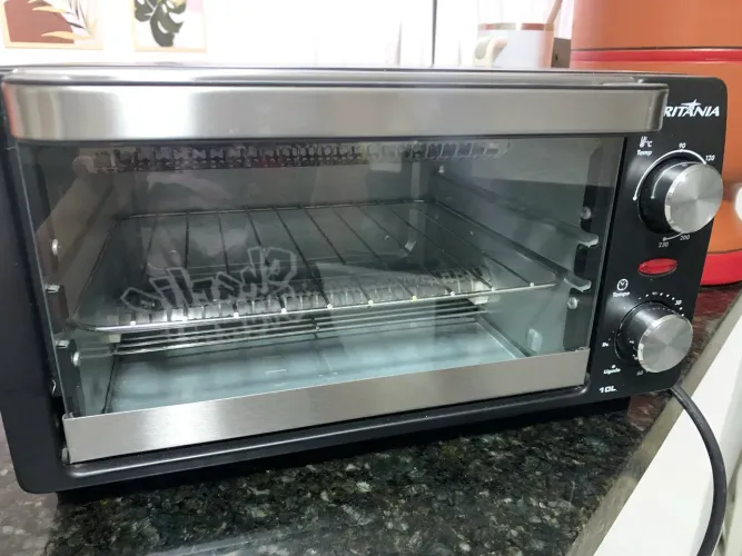 Forninho Britânia 10L Seminovo