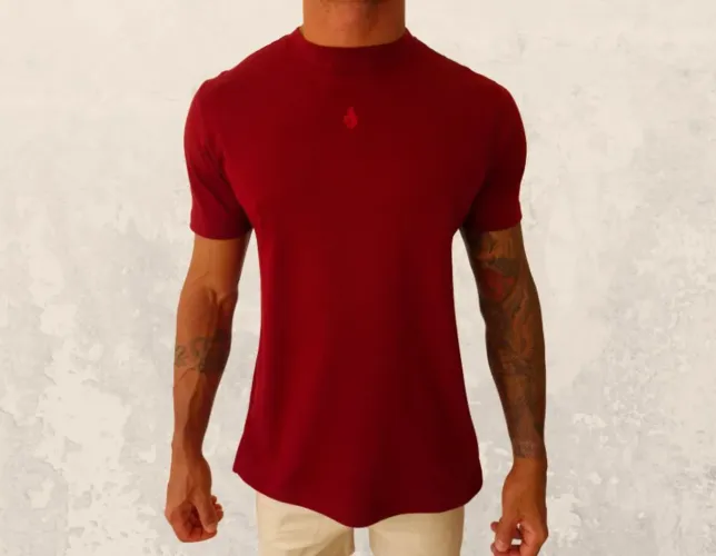 Camiseta gola média suedine