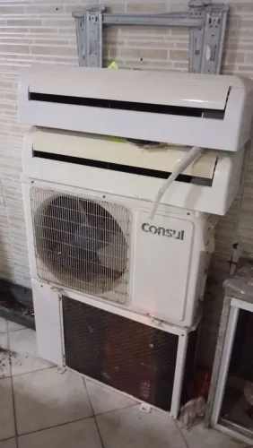 Ar condicionado semi novo