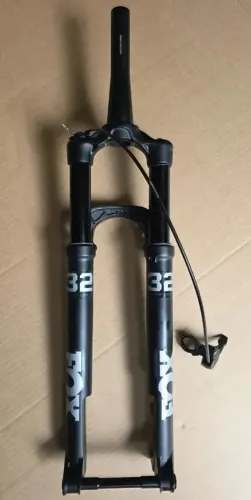 Garfo de Suspensão Fox 32 100mm Performance Boost Preta