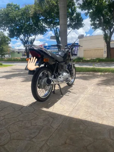 Vendo cg titan 150 em ótimo estado de conservação!!