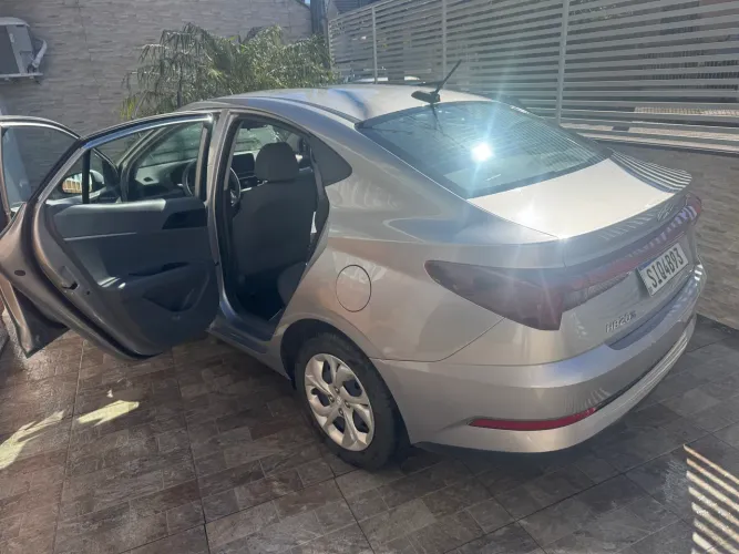Hyundai HB20S Comfort 1.0 Flex 12V Mec. 2024