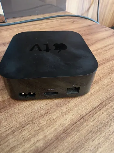 Apple TV 4K (1ª Geração) A1842 | 4K HDR