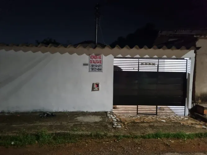 Vendo uma casa no bairro santa Inês