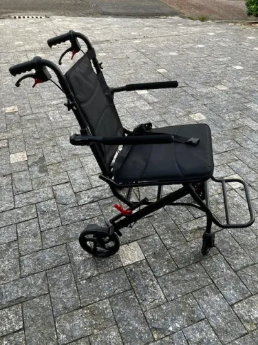 Cadeira de rodas Dellamed D90