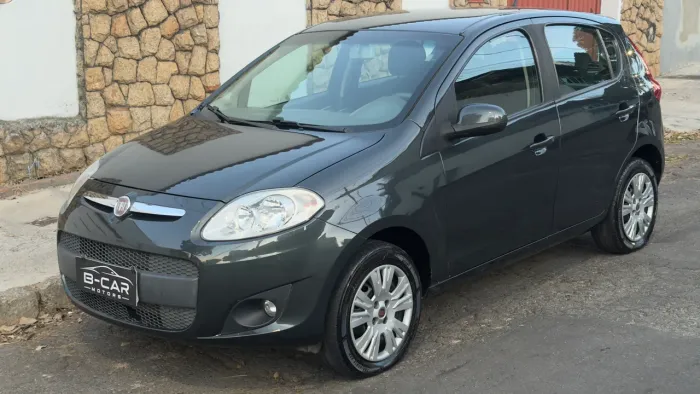 Fiat Palio Essence 1.6 Flex 16V 5P 2014