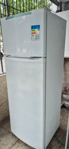 GELADEIRA CONSUL 220W COM GARANTIA