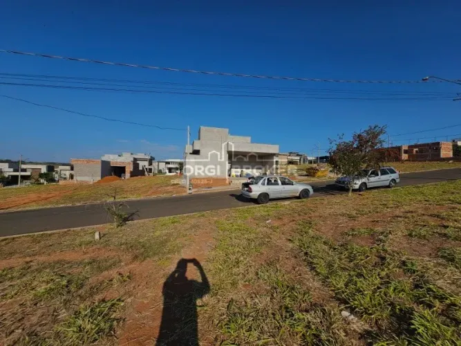 Terreno em Condomínio c/ 253m² em Residencial Maria Julia, São José do Rio Preto-SP- Face
