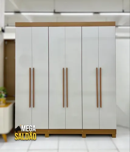 Guarda roupa 6 portas novo