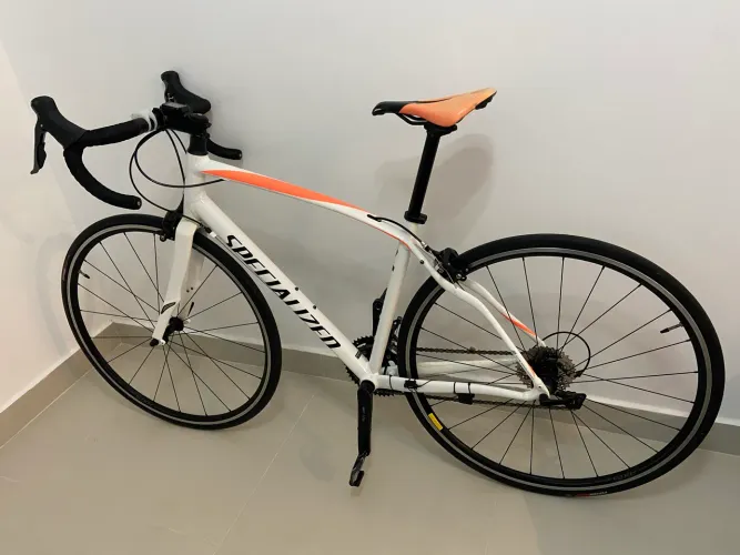 Bicicleta especialized dolce