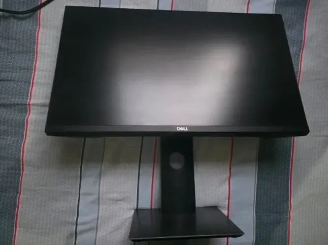Monitor Dell P2319H 23 Polegadas IPS Full HD com Cabos