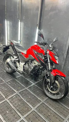 Cb 300f
