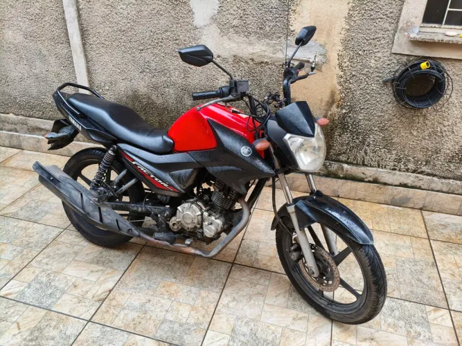 Factor 125i ED FLEX 2017 COM MOTOR FUMANDO E FRACO