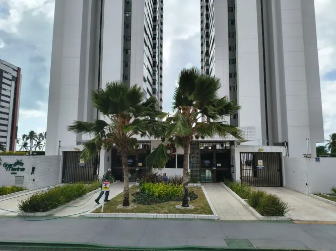 Vendo apartamento no Gran Marine, 3/4, estrutura de resort, 115m2
