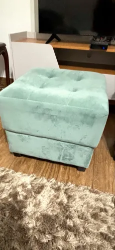 Vende-se 2 puffs lindo e moderno cor tifany