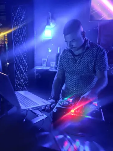 DJ Junior Tubarão
